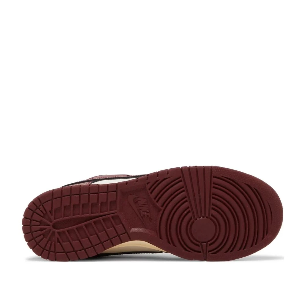 Nike Dunk Low Sisterhood Team Red görsel 5