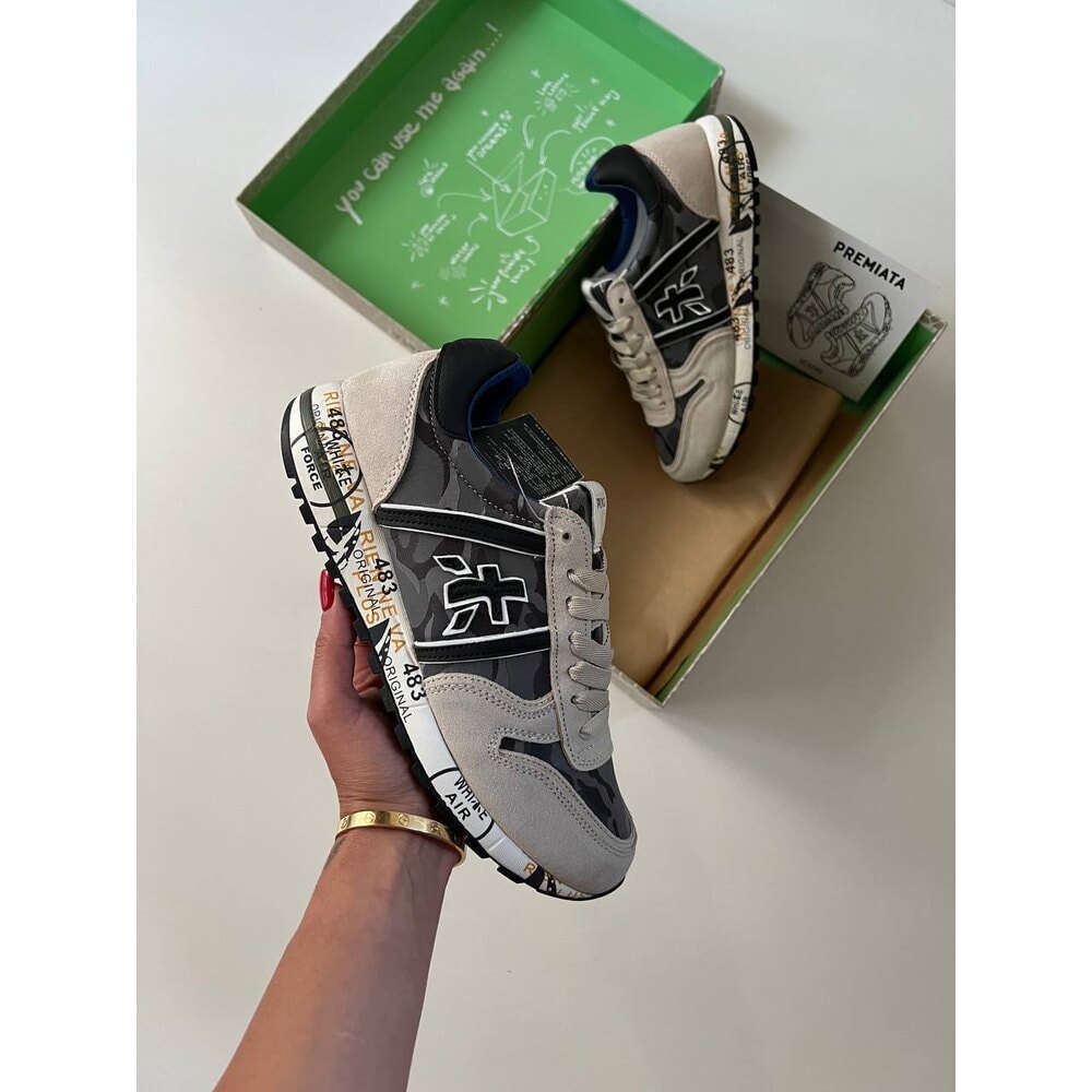 Premiata Beige