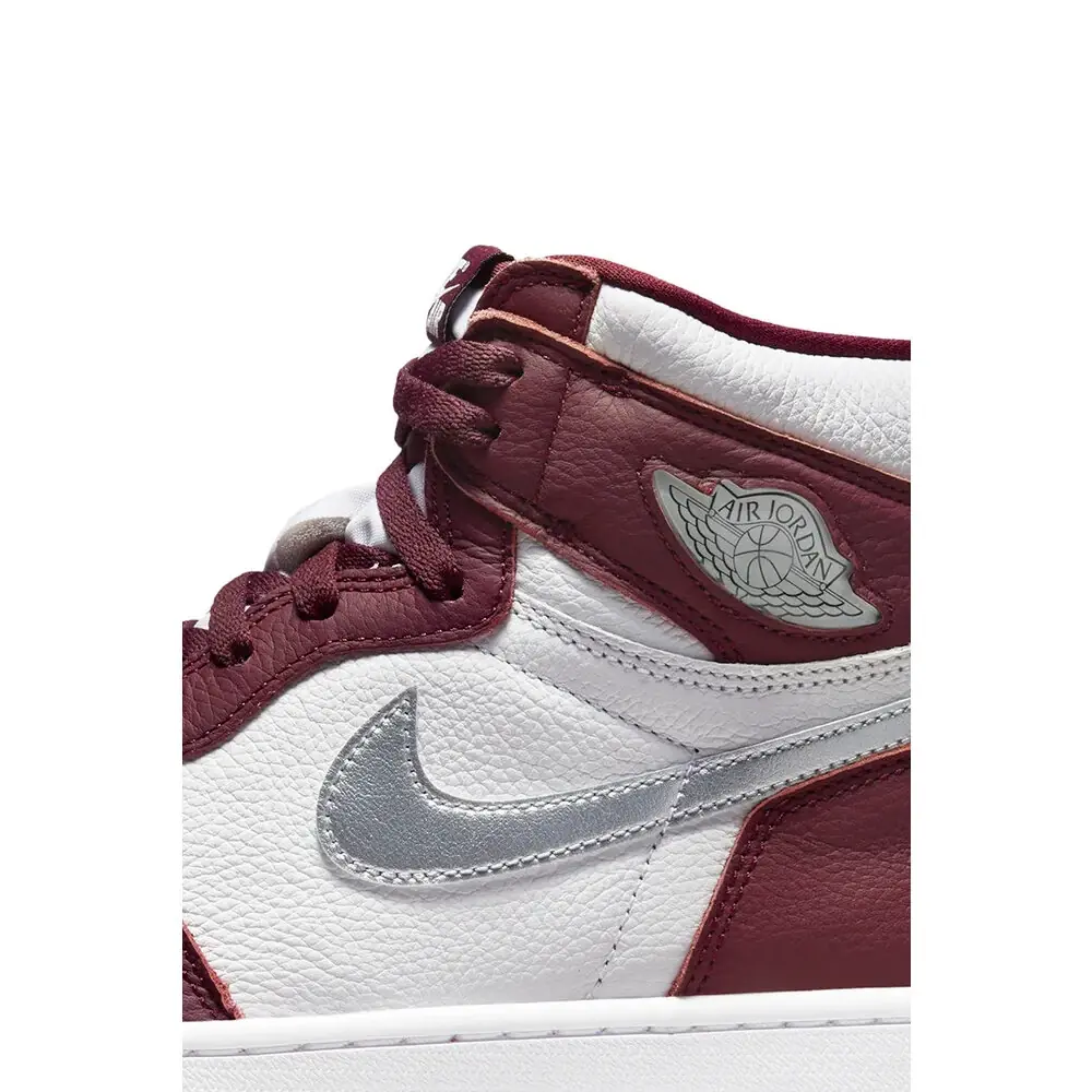 Jordan 1 Retro High OG Bordeaux görsel 5